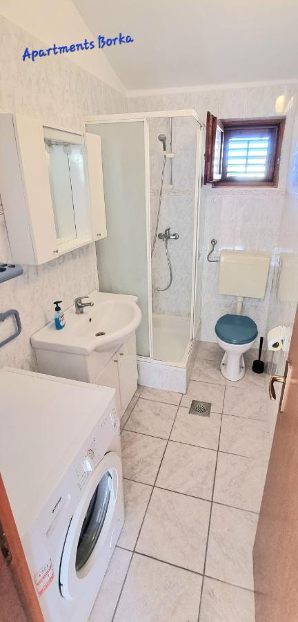 Apartments Borka Biograd Na Moru Bagian luar foto